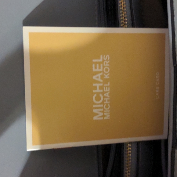 Michael kors navy/white leather shoulder bag - Picture 10 of 10